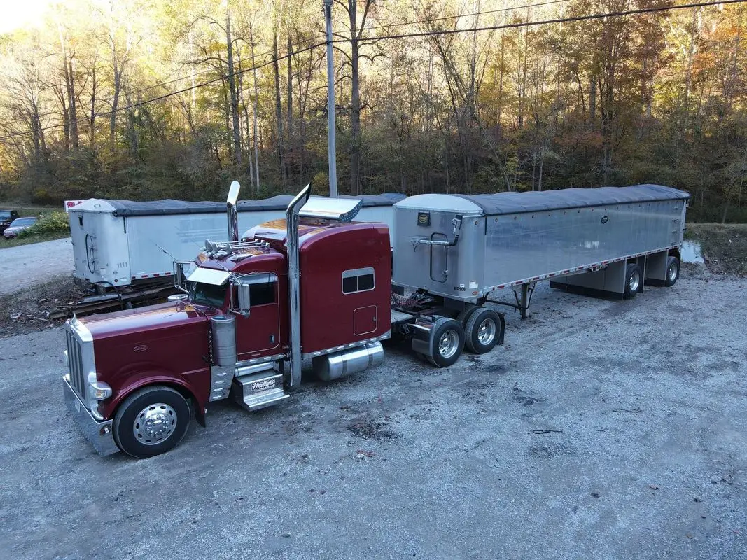 Mullins Trucking gallery image 9