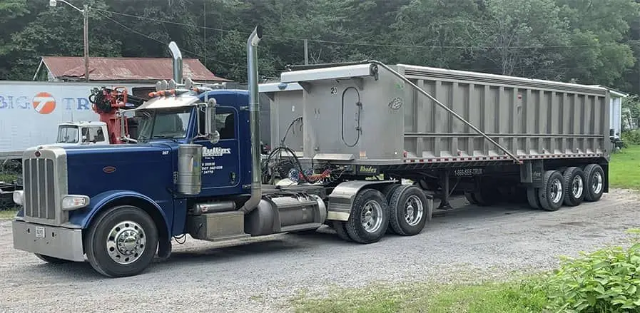 Mullins Trucking gallery image 1