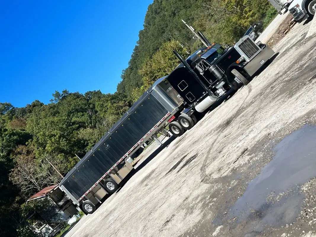 Mullins Trucking gallery image 25